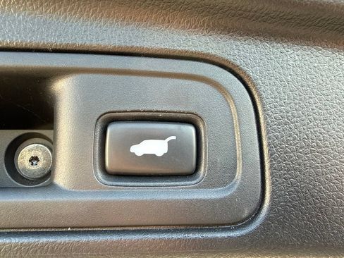 Used 2019 Honda Pilot Elite image 12