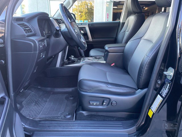 Used 2023 Toyota 4Runner SR5 Premium w/ Moonroof Package AWD/4WD image 15