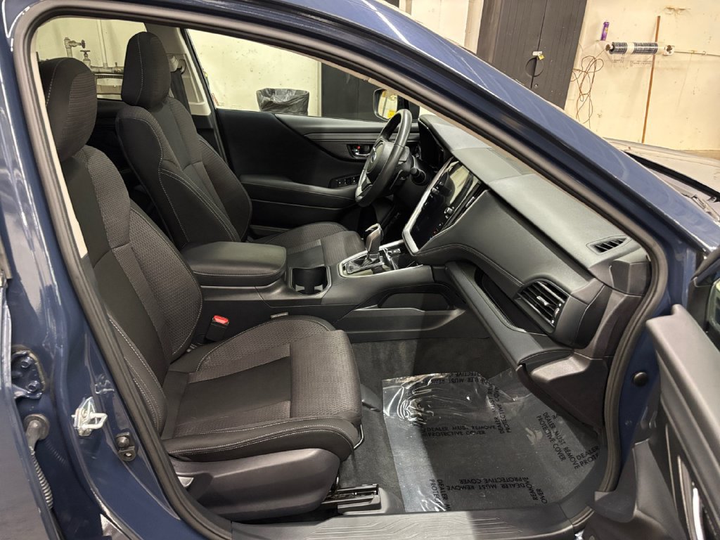 Used 2024 Subaru Outback Premium AWD/4WD image 19