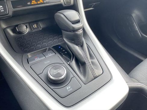 Certified 2025 Toyota RAV4 XLE AWD/4WD image 19