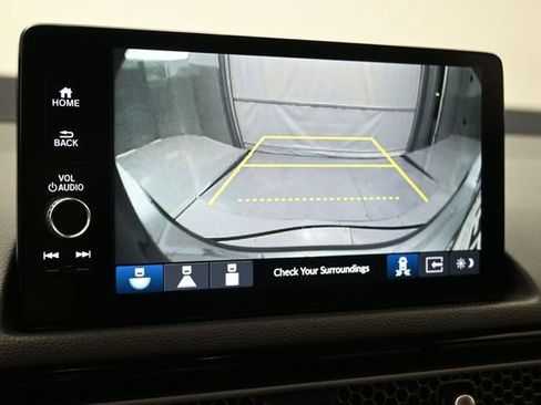 Used 2025 Honda Civic Sport Touring image 3