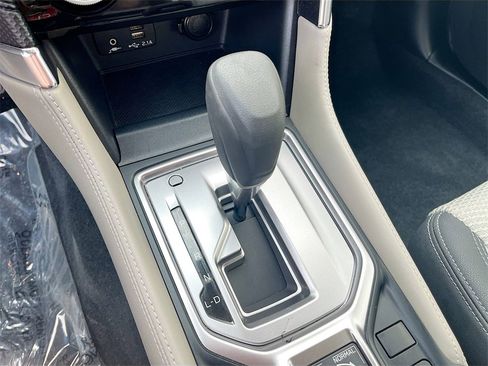 Used 2024 Subaru Forester Premium image 16