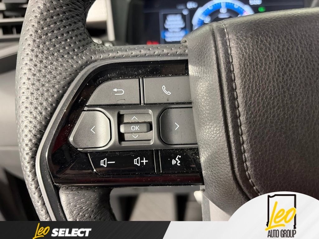 Used 2023 Toyota Sequoia TRD Pro AWD/4WD image 15