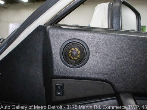 Used 1988 Porsche 944 Turbo image 36