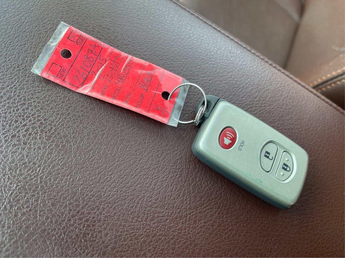 Used 2015 Toyota 4Runner Limited AWD/4WD image 28