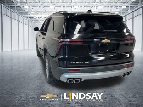 Used 2025 Chevrolet Traverse LT AWD/4WD image 8
