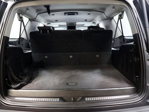 Used 2016 GMC Yukon XL Denali w/ Open Road Package image 31