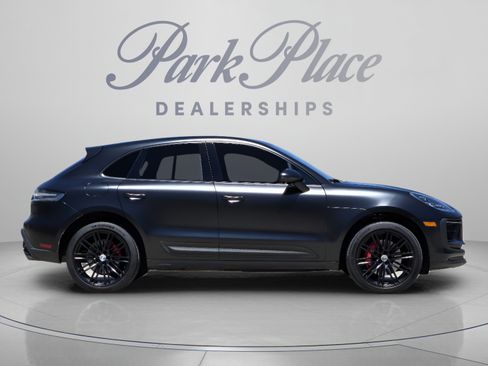 Used 2025 Porsche Macan S AWD/4WD image 6