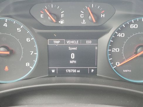 Used 2018 Chevrolet Equinox LT image 56