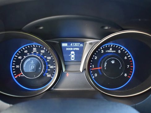 Used 2013 Hyundai Genesis 2.0T RWD image 15