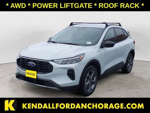 Used 2025 Ford Escape ST-Line AWD/4WD image 1
