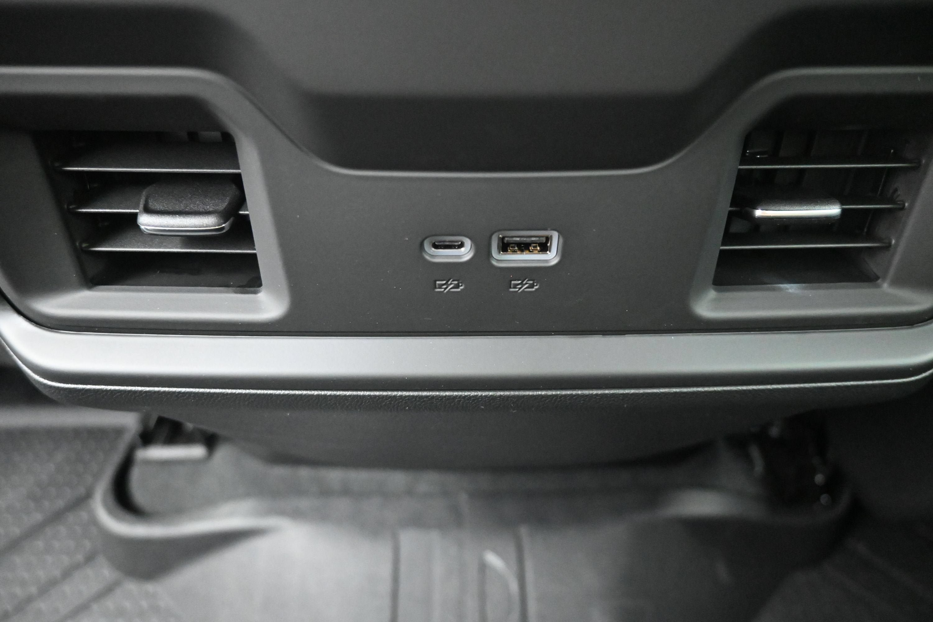 New 2026 Chevrolet Silverado 1500 RST AWD/4WD image 24