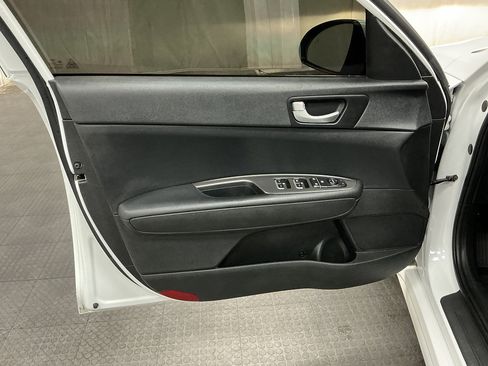 Used 2019 Kia Optima LX w/ LX 17" Wheel Package FWD image 19