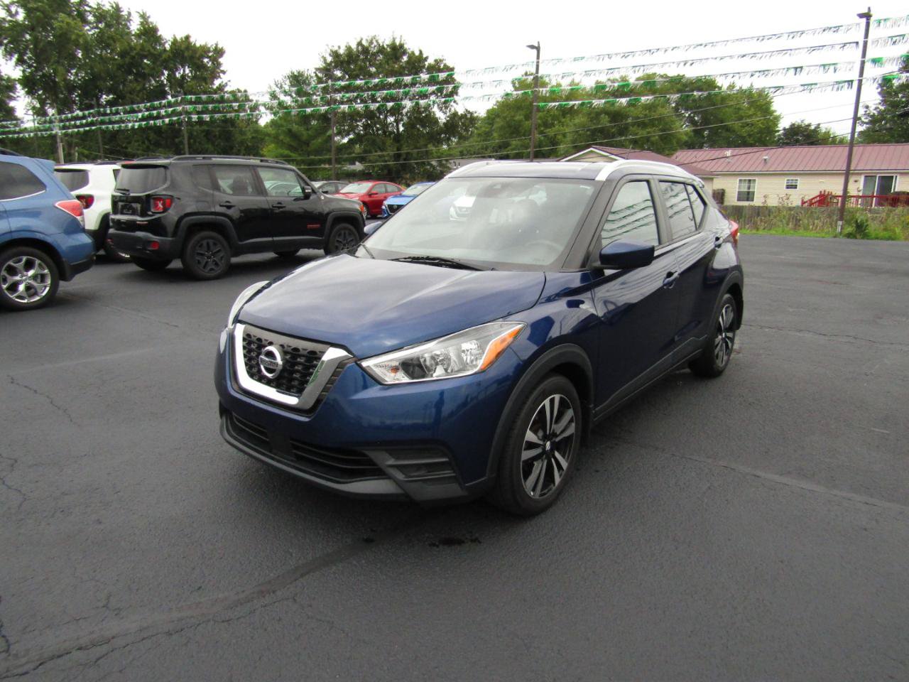 Used 2020 Nissan Kicks SV FWD image 3