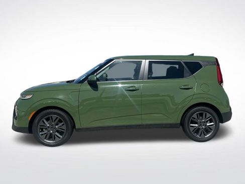 Used 2020 Kia Soul EX FWD image 2