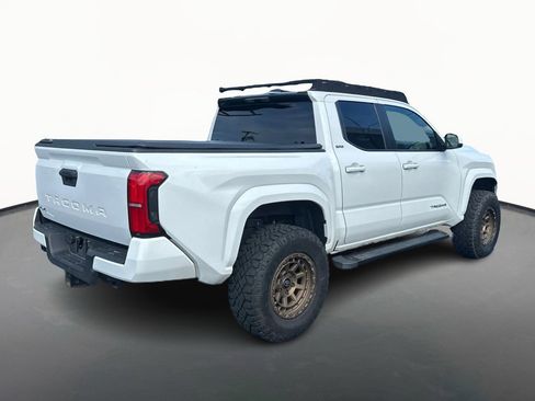 Used 2024 Toyota Tacoma SR5 AWD/4WD image 3
