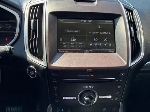 Used 2015 Ford Edge Titanium w/ Equipment Group 301A AWD/4WD image 26