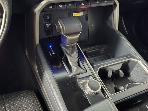 Used 2022 Toyota Tundra Limited RWD image 32