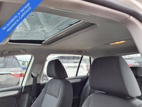 Used 2013 Volkswagen Golf TDI FWD image 19