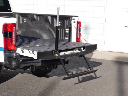 Used 2024 Ford F250 Lariat w/ Lariat Ultimate Package image 23