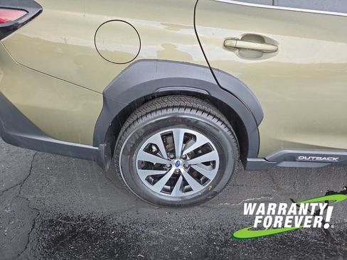 Used 2024 Subaru Outback Premium AWD/4WD image 21