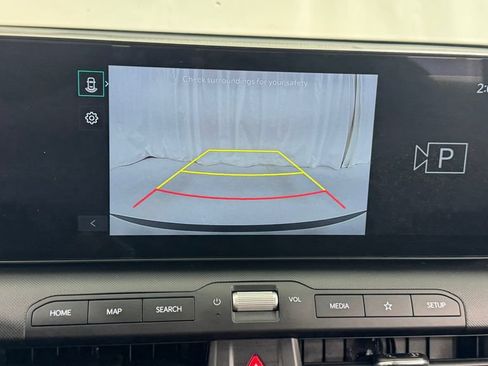 Used 2025 Kia K4 FWD image 24