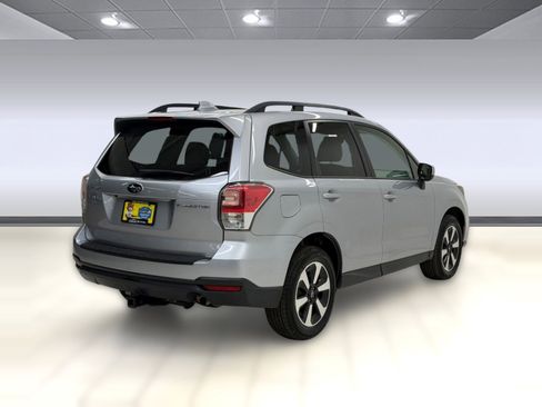 Used 2018 Subaru Forester 2.5i Premium AWD/4WD image 7