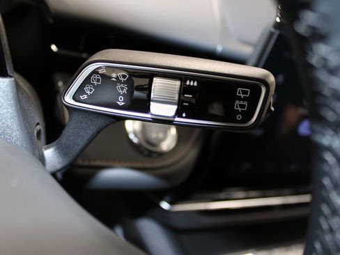 New 2025 Lincoln Nautilus Premier w/ Equipment Group 102A image 37