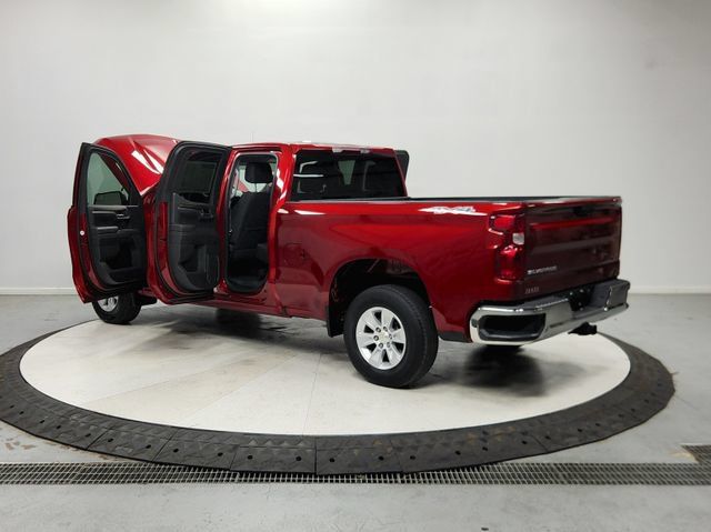 Used 2023 Chevrolet Silverado 1500 LT AWD/4WD image 14