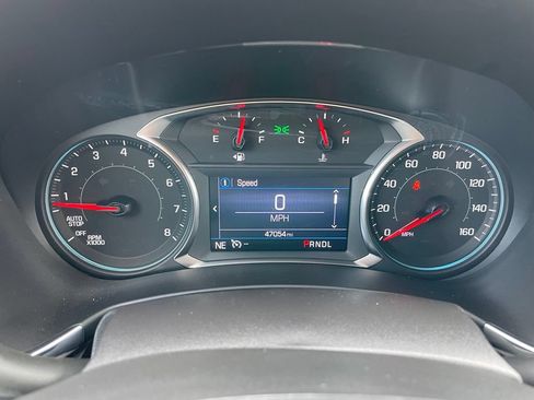Used 2024 Chevrolet Equinox LT AWD/4WD image 9