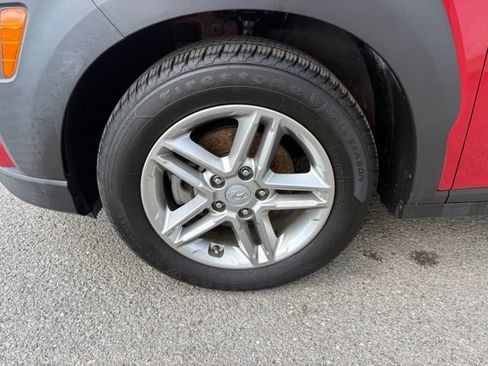 Used 2021 Hyundai Kona SE FWD image 13