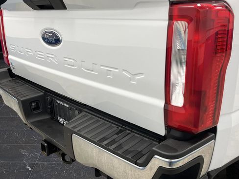 Used 2024 Ford F250 XLT image 29