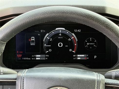 Used 2024 Toyota Tundra Limited image 17