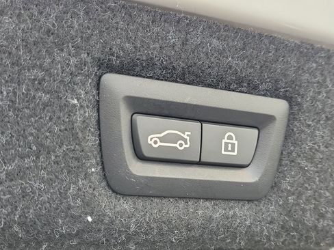 Used 2022 BMW 540i 540i w/ Premium Package image 8