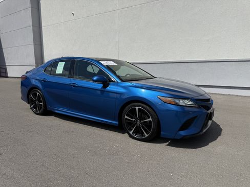 Certified 2018 Toyota Camry XSE FWD image 20
