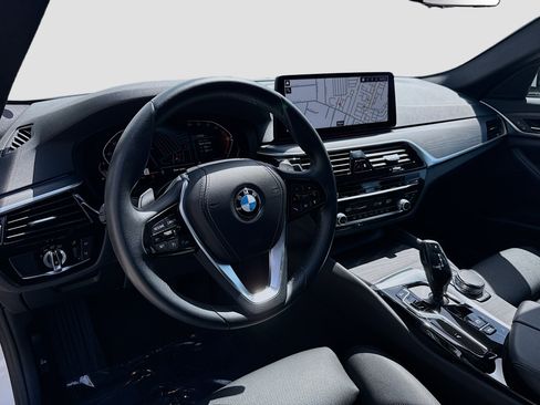 Used 2023 BMW 540i xDrive w/ Convenience Package AWD/4WD image 9