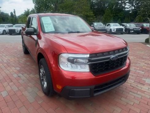 Used 2024 Ford Maverick XLT FWD image 5
