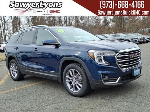 Certified 2023 GMC Terrain SLT w/ LPO, Floor Liner Package image 1