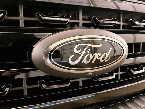 Used 2024 Ford F350 Lariat w/ Lariat Ultimate Package image 29