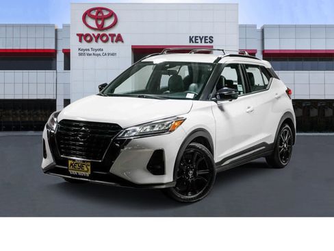 Used 2021 Nissan Kicks SR w/ SR Premium Package image 1