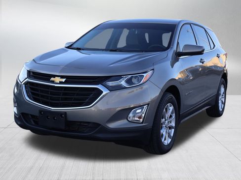 Used 2019 Chevrolet Equinox LT image 3