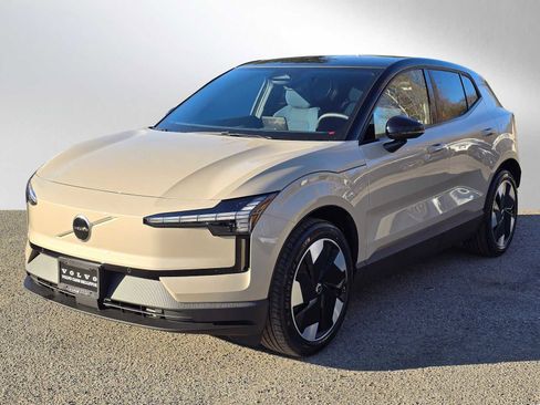 New 2026 Volvo EX30 Plus image 7