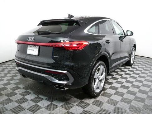 New 2025 Audi Q5 Premium Plus image 3