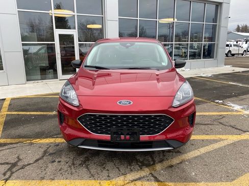 Used 2022 Ford Escape SE image 8