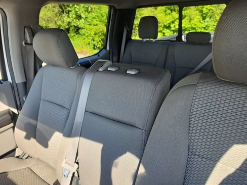 Used 2018 Ford F150 XLT w/ Equipment Group 302A Luxury AWD/4WD image 18