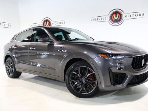 Used 2022 Maserati Levante Modena AWD/4WD image 7