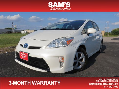 Used 2012 Toyota Prius Two FWD image 1