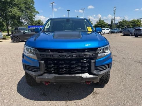 Used 2022 Chevrolet Colorado ZR2 w/ ZR2 Dusk Special Edition AWD/4WD image 2