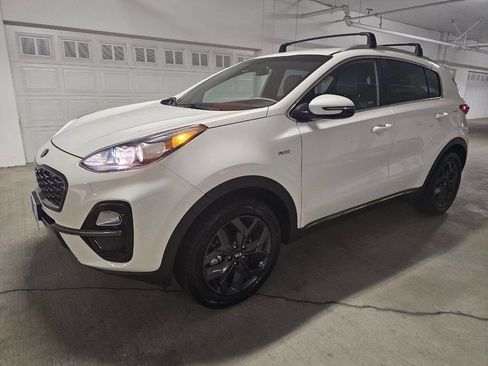 Used 2021 Kia Sportage S image 3