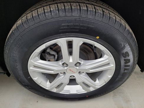 Used 2020 GMC Terrain SLE w/ Driver Convenience Package image 31